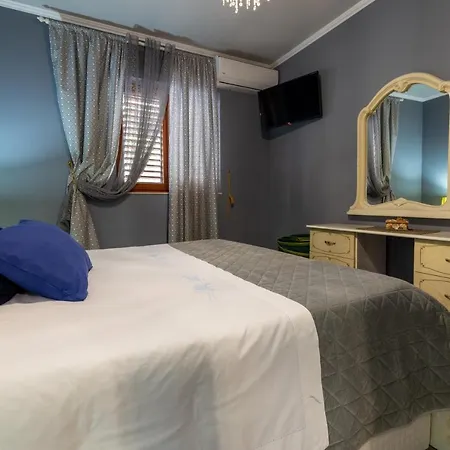 Zoey * マカルスカ